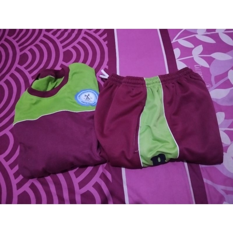 Seragam Olahraga Preloved SMK