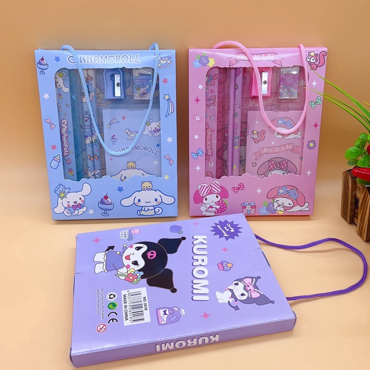 

Dijamin Asli Gift set Alat Tulis Sekolah 6 in 1 sanrio Alat Tulis Pensil Sanrio kuromi melody chinamorol SET ALAT TULIS 6 IN 1 MOTIF SANRIO ATK Set