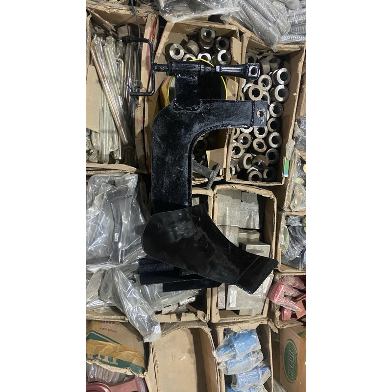 Singkal capung alat bajak sawah