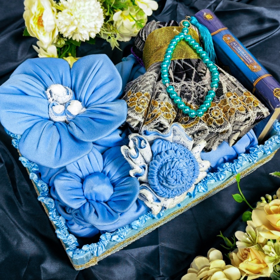 Stock Terkini  Hampers seperangkat alat sholat seperangkat alat sholat mahar seperangkat alat sholat