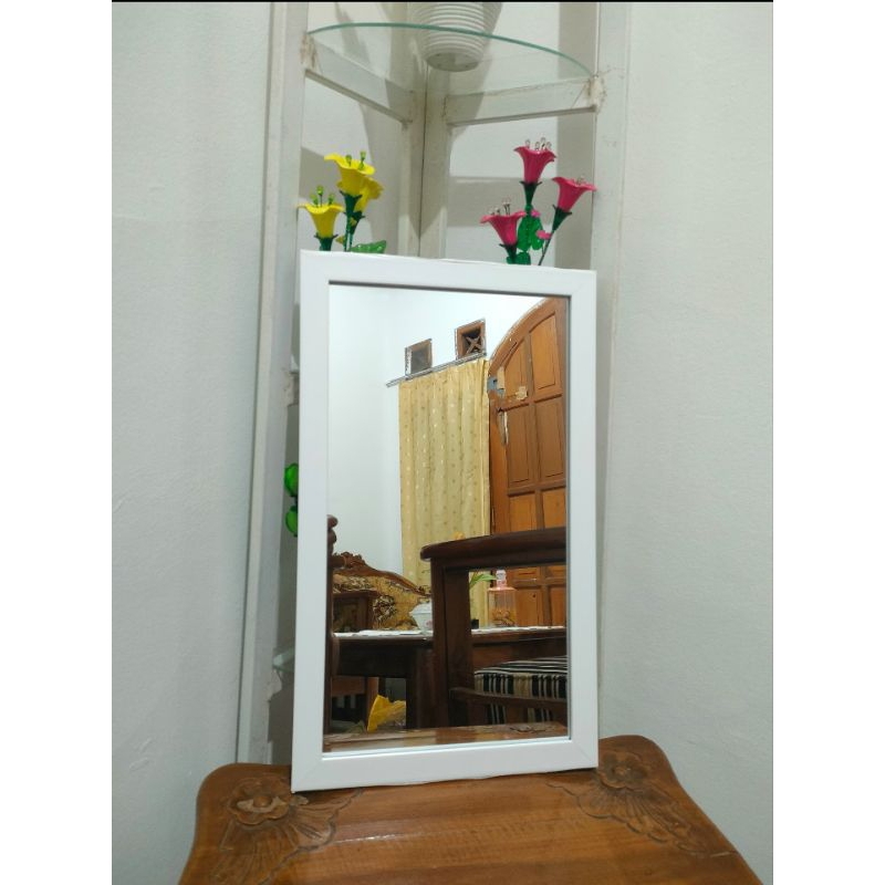 Cermin Minimalis Aesthetic (Kecil)