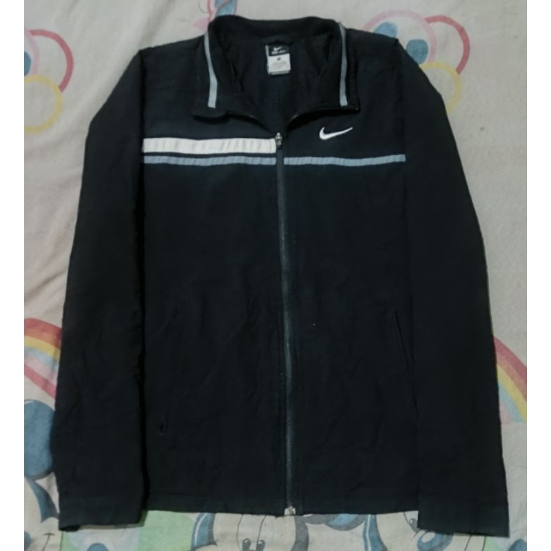 Jaket Windbreaker Nike Vintage Center Logo Black Two Stripes Thrift