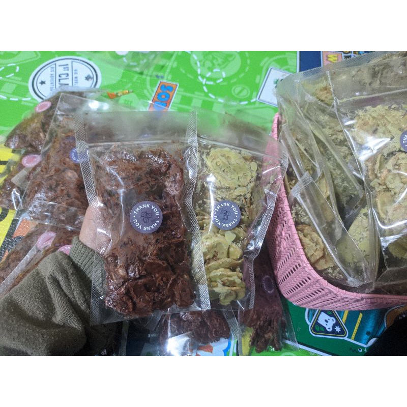 

Keripik pisang lumer 60gr
