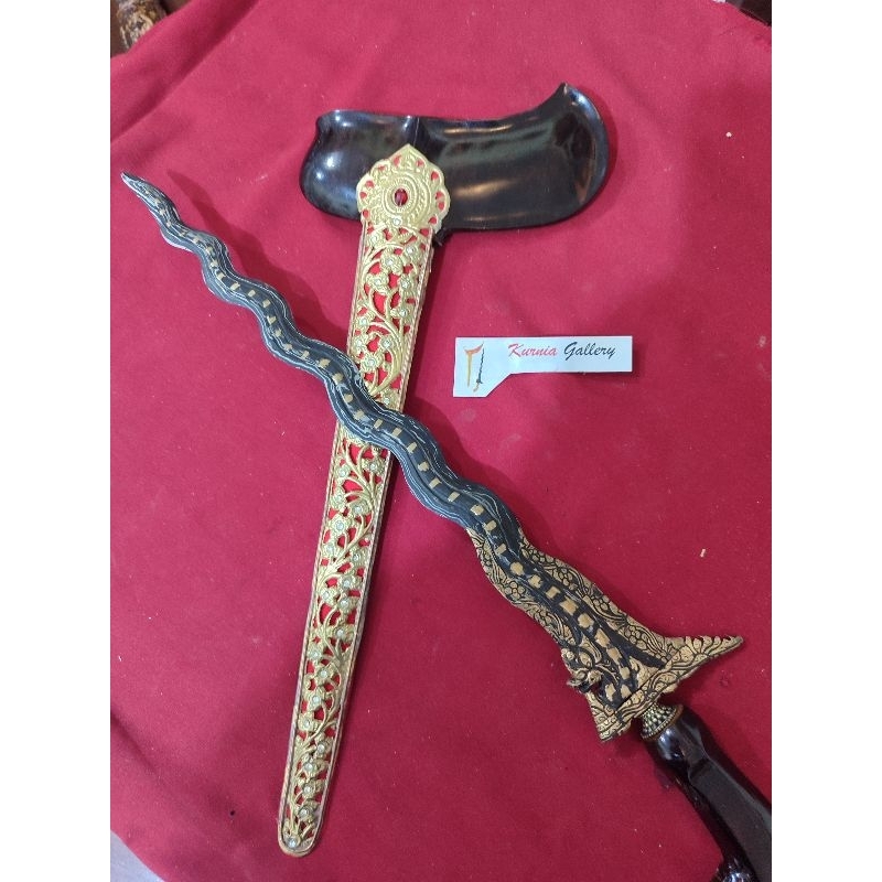 Keris Naga weling Kinatah Istimewa