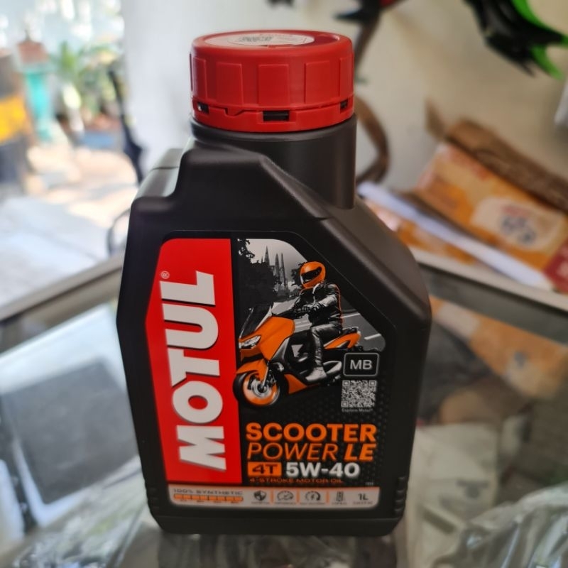 oli motul scooter power LE 5w-40 5w40