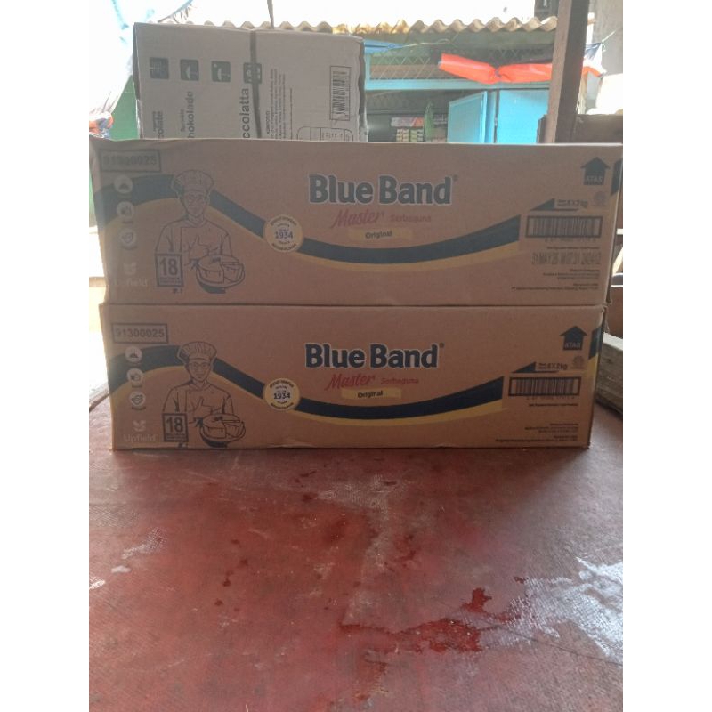 

margarin bluband dalam kemasan 2 kg