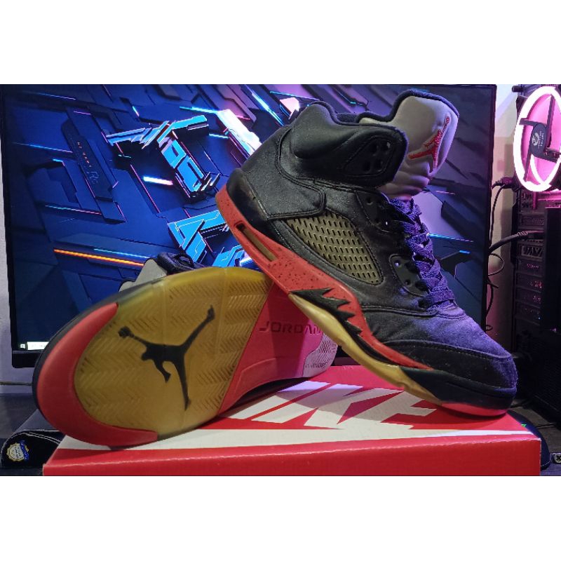 Air Jordan Retro 5 Satin Bred Size 43