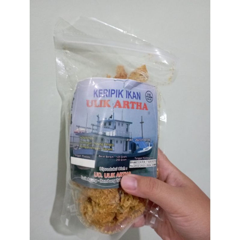 

KERIPIK IKAN ULIK ARTHA