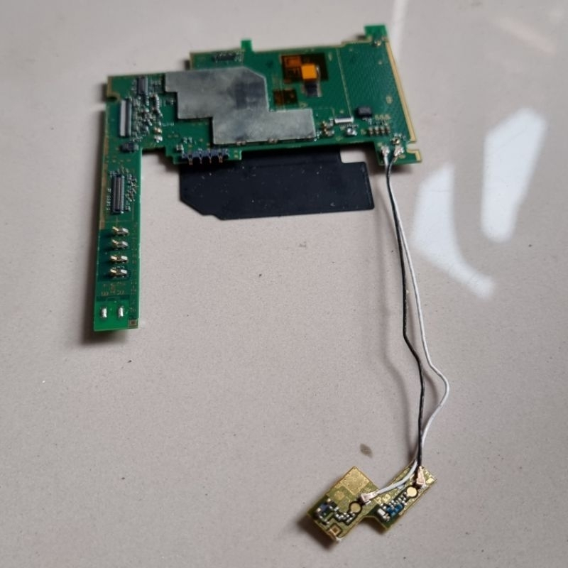 Mesin Tab Sharp Tab Aquos Pad SH-08E 32GB cabutan lcd pecah mesin siap rakit Joss tested oke