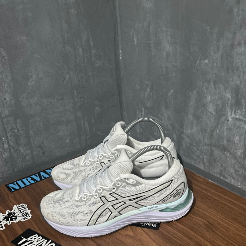 Sepatu Asics Gel cumulus 23 Second