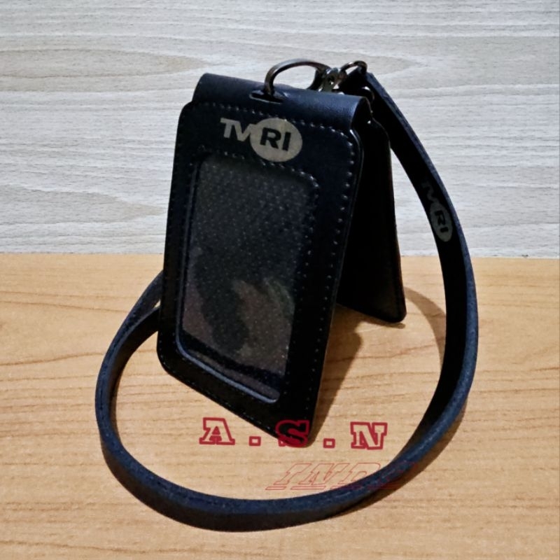 

Id Card Kulit TVRI Tempat Kartu Id Card Kulit Lipat Magnet