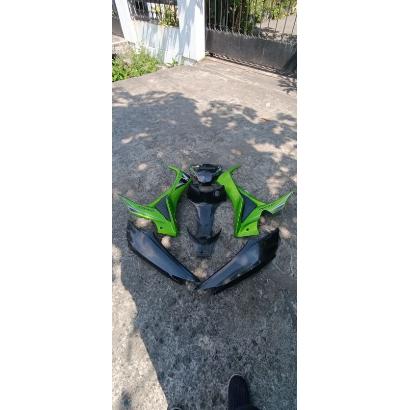 body set Supra 125 helm in