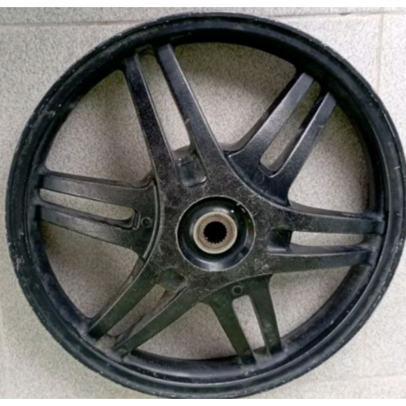 velg pelek belakang Suzuki spin 125