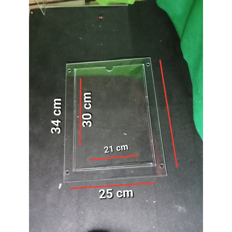 

papan nama ruang 34 x 25 cm(untuk Kertas a4 uk 21 x 30 cm) tebal 2 mm