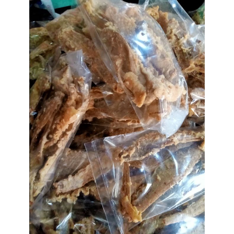 

peyek ikan layur Wonogiri ,sangat lezat banget di temani nasi dan sambal