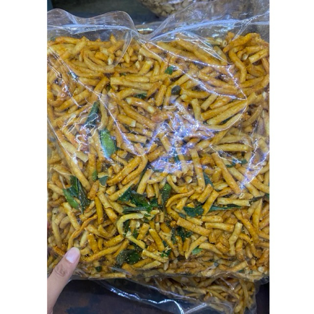 

Stik Keju Pedas Daun Jeruk [ 2 Kg ]