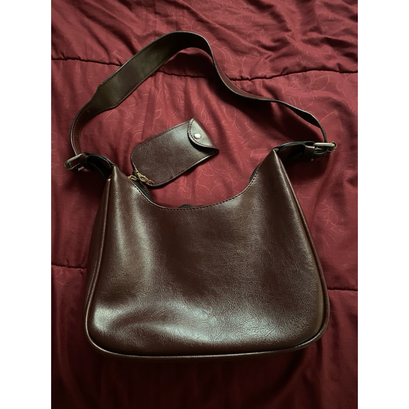 Beliya Reni Shoulderbag Burgundy TAS BAHU SHOULDER BAG PRELOVED