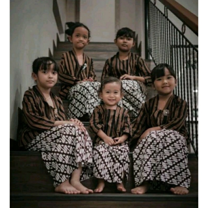 Kebaya lurik anak  baju lurik anak perempuan  baju adat anak perempuan  baju jawa anak perempuan