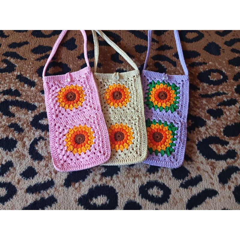 Tas HP Rajut Motif Matahari