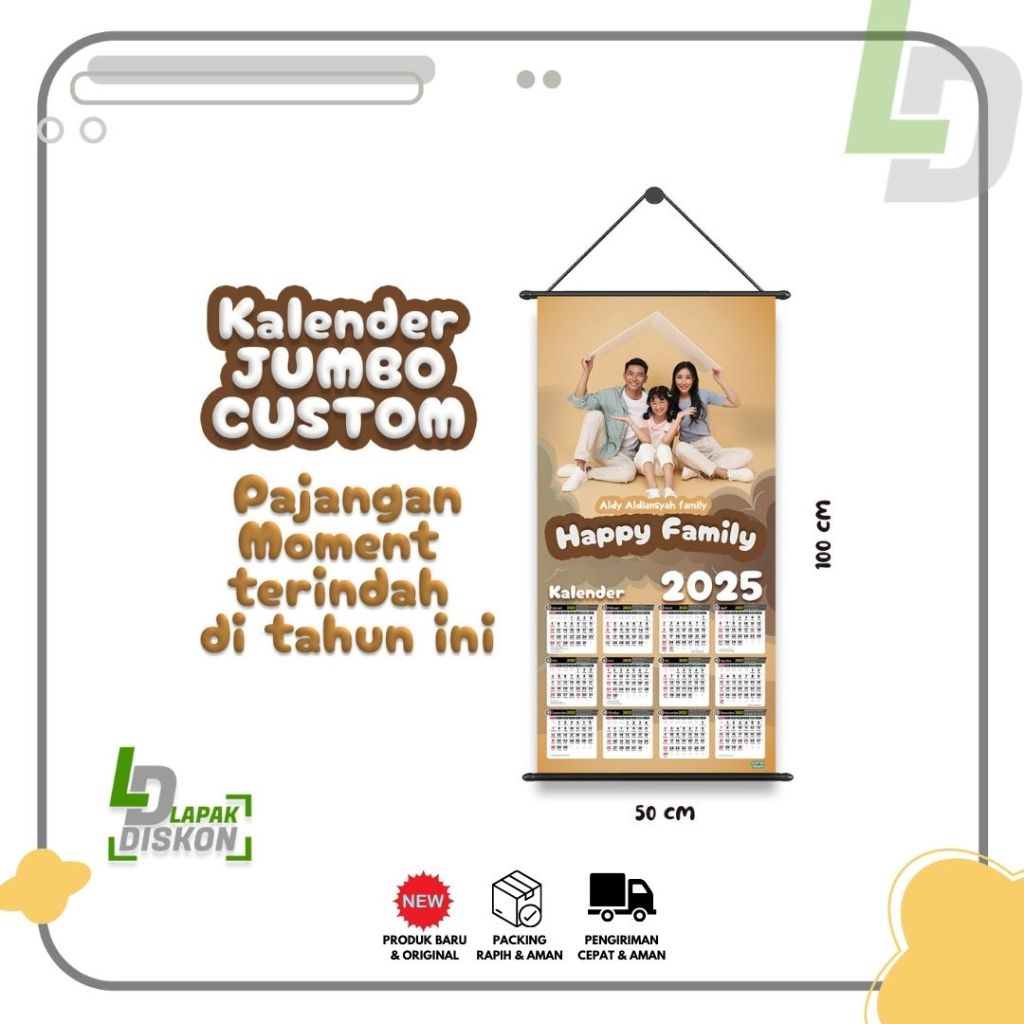 

Kalender Dinding 2025 Jumbo Custom Nama + Foto Keluarga Desain Moderan Pajang Moment Foto Kerluargamu Di Tahun Ini.