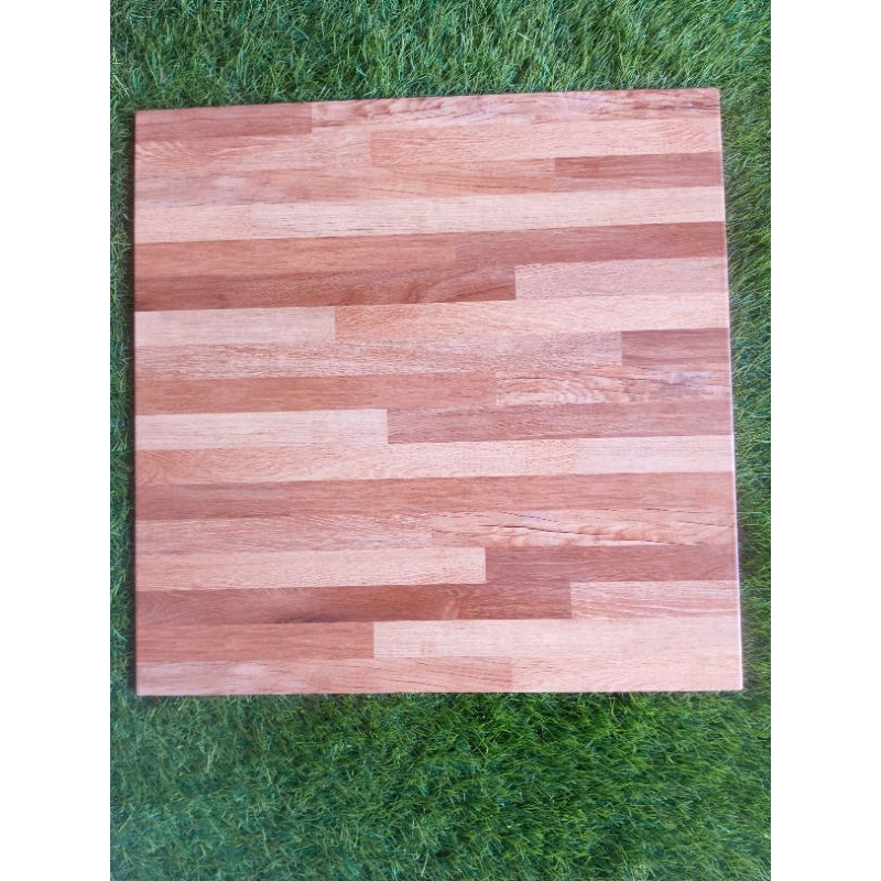 keramik lantai motif kayu ukuran 50x50 acacia beige by kia