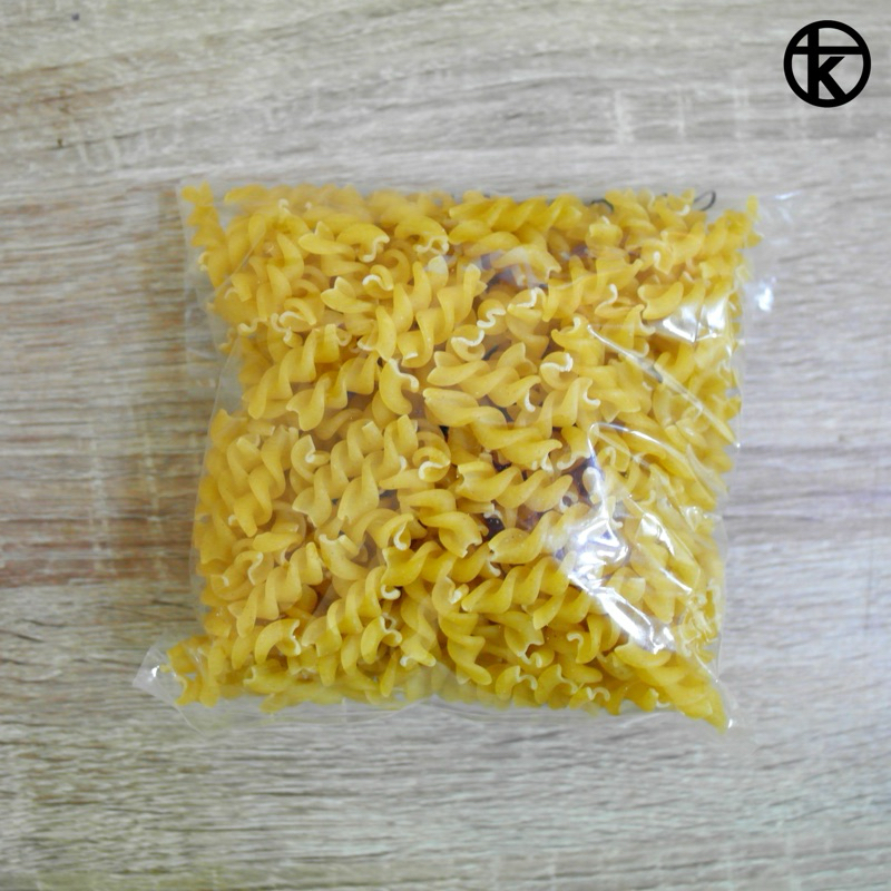 

Makaroni Spiral Mentah Pasta | Bahan Macaroni and Cheese | Skotel | Bahan Memasak