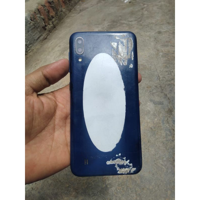 hp samsung M10 bekas /secend