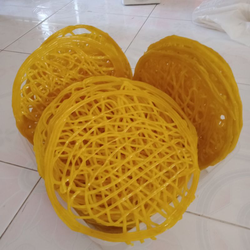 

(5kg) kerupuk mie kuning jumbo mentah | asinan pecel