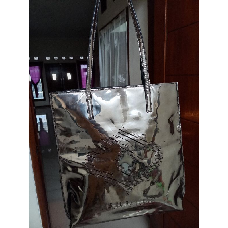 Tote bag ORYANY bahan kulit coating glossy