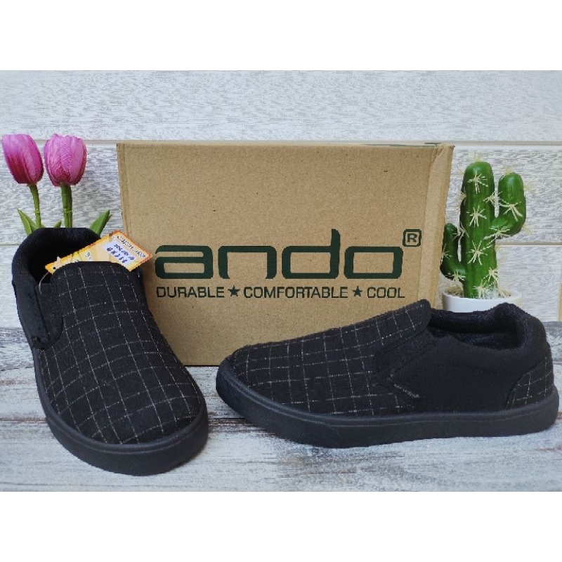 SEPATU SLIP ON PRIA SIZE 35-43 / SEPATU ANDO DARWIS CARLO ARKA FULL HITAM - SEPATU CASUAL PRIA MURAH
