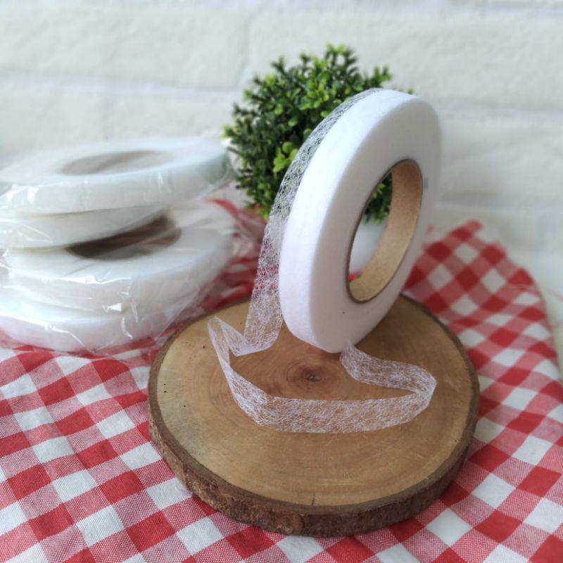 

Lem Kain / Lem Som / Lem Kain 2 Sisi Bolak-balik Lebar 1cm