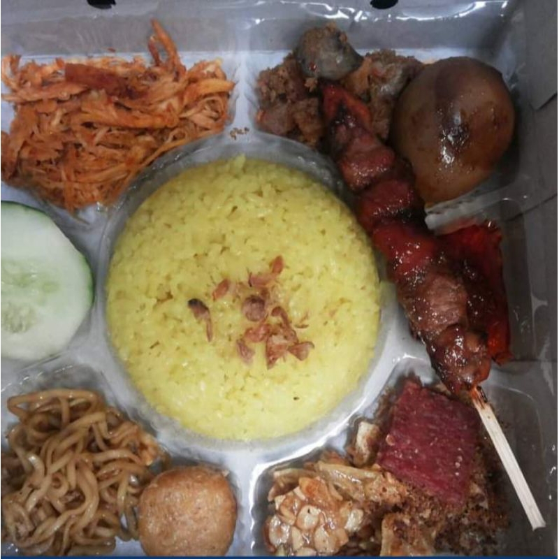 

Nasi Campur Box 3 BAKOELLAUK