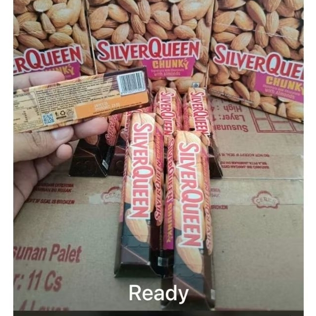 

SilverQueen Chunkybar 26gr sebox isi 12pcs. Expired Desember 2025
