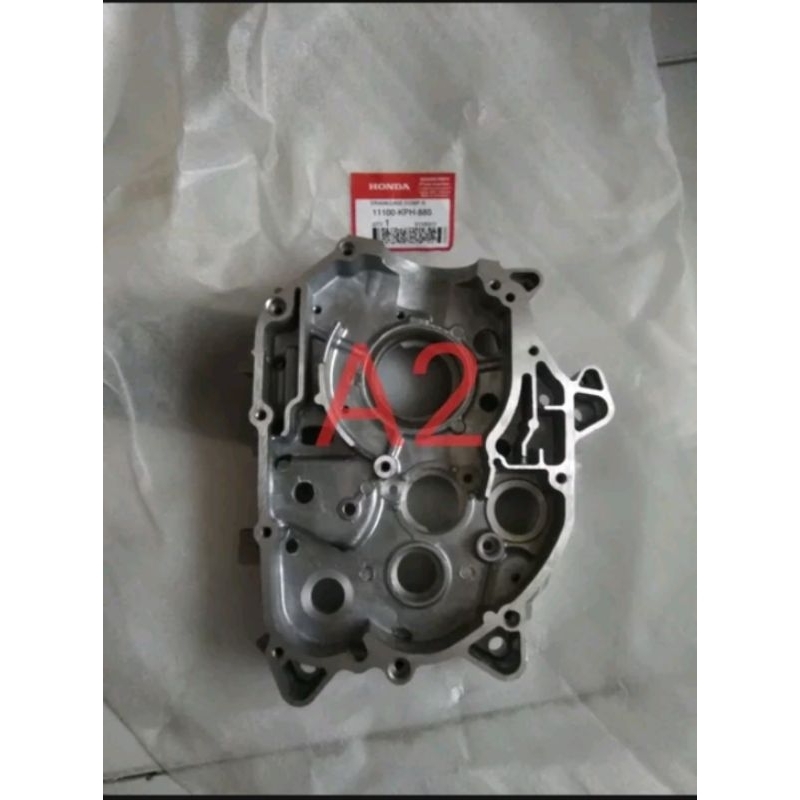 CRANKCASE bak mesin tengah kharisma karisma kirana supra x 125 11100-KPH-700 original AHM