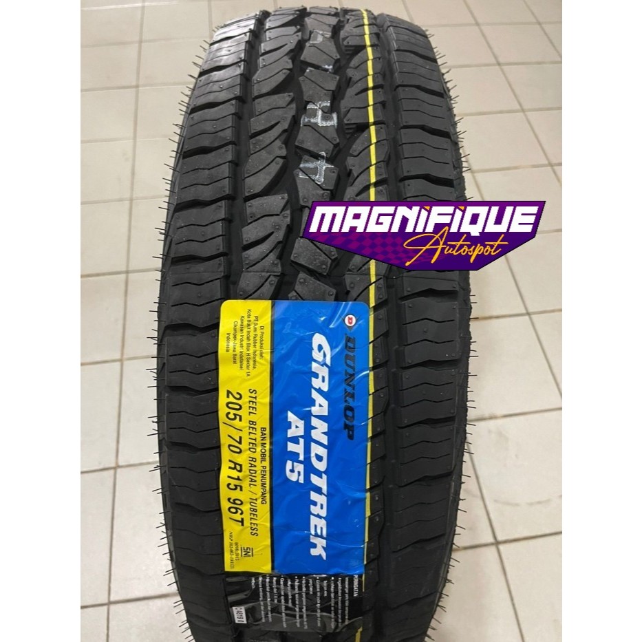 BAN TUBLES DUNLOP GRANDTREK AT5 205 70 R15 COCOK UNTUK MOBIL INNOVA HILUX KUDA KIJANG DLL