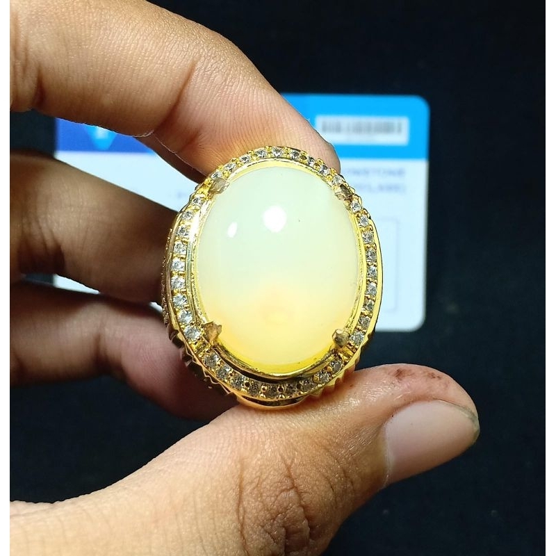 Batu Biduri Bulan "MOONSTONE" Bersertifikat