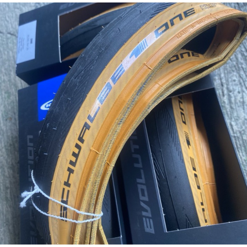 Ban luar schwalbe 349 atau 16 plus 16x1,,35