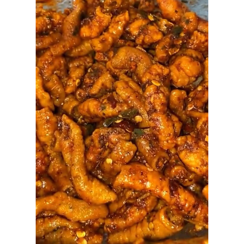 

usus crispy pedas daun jeruk