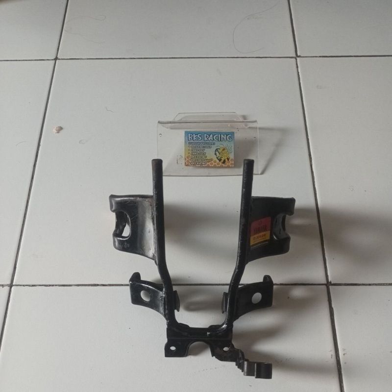 Breket kerodong original  nos japan rxz