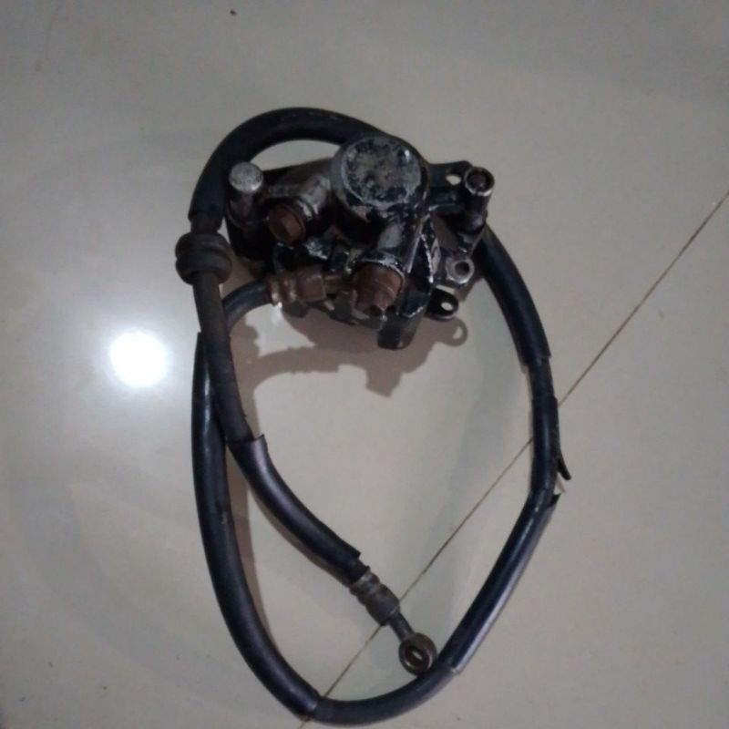 selang rem + kaliper depan Mio soul GT 115.mio smile.mio j.x-ride