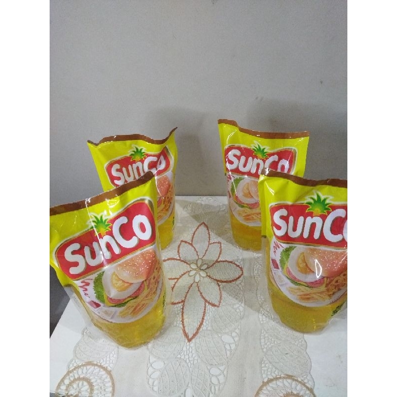 

PROMO MINYAK GORENG SUNCO ISI 4