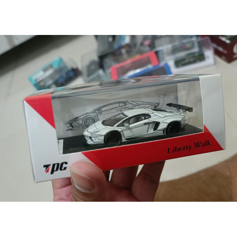 TPC Liberty Walk Lamborghini Aventador White Crack - Brand New Sealed