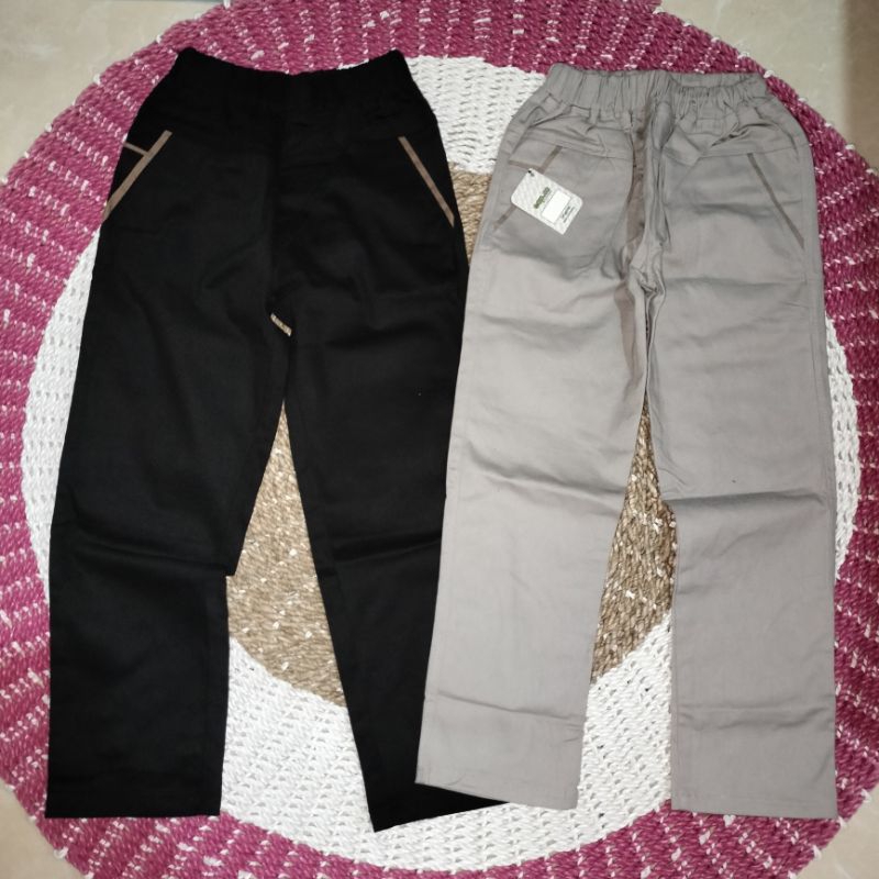 Celana katun anak laki-laki