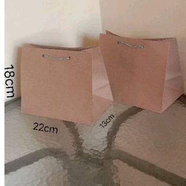 

paperbag UK t18xl13xp22cm