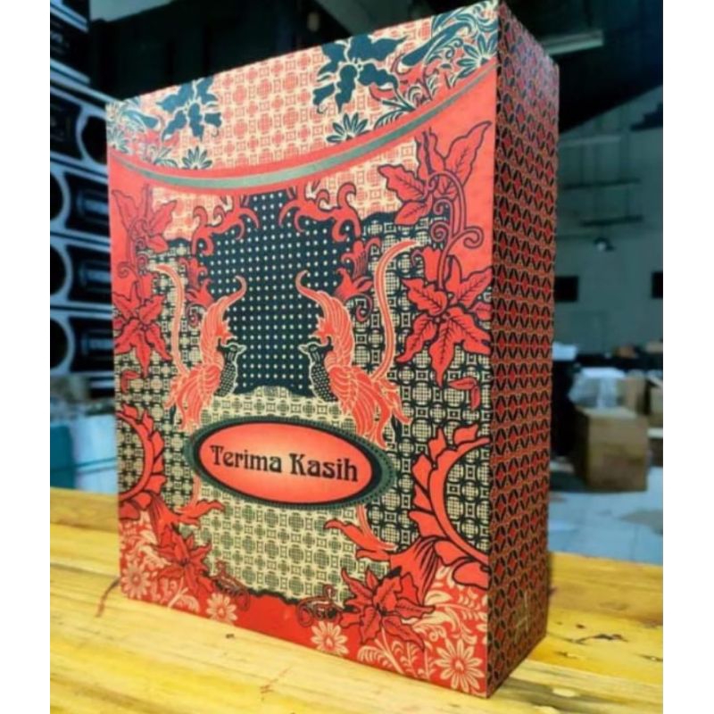 

200pcs PAPERBAG MOTIF BATIK SEDANG