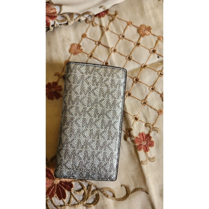 Dompet kartu muat banyak MK new