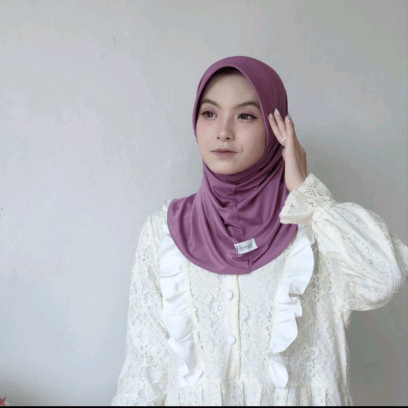 Bergo sporty pendek pet tebal hijab Delia sport jersey vivesa hijab