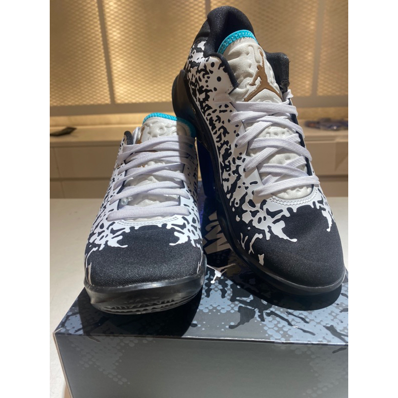 Nike Air Jordan 100% original (new)