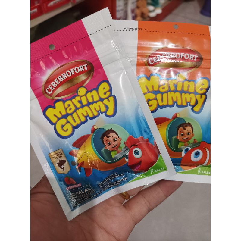 Cerebrofort marine gummy multivitamin rasa anggur, strawberry  dan jeruk