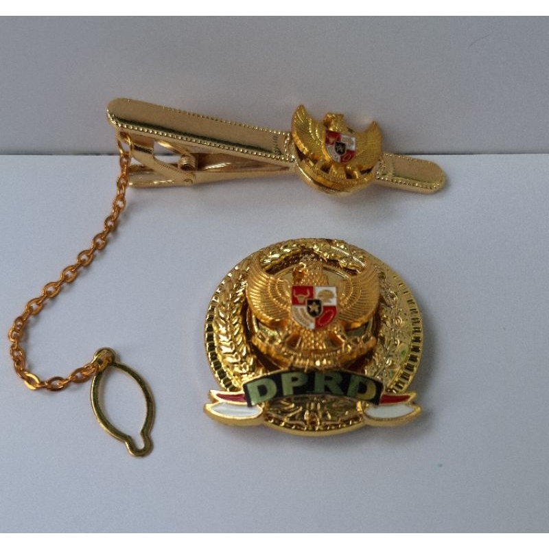 set pin dprd#pin dprd#pin dpr#pin dprd sepuh emas#set pin dprd dan jepitan dasi